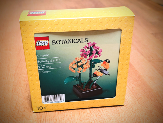 5009408 Sommerfuglhage